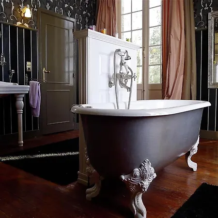 Spacious With Garden, Cleaning Included