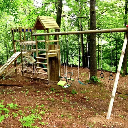 Spacious With Garden, Cleaning Included Spa